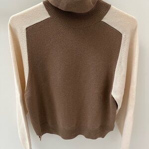 Peserico Brown and Cream Colorblock Turtleneck Sweater